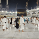 Managing Medical Emergencies During Umrah 2 Muslims performing Umrah